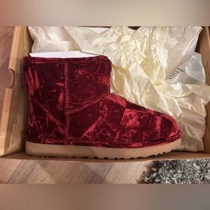 UGG Fig Crushed Velvet Classic Mini Boots
